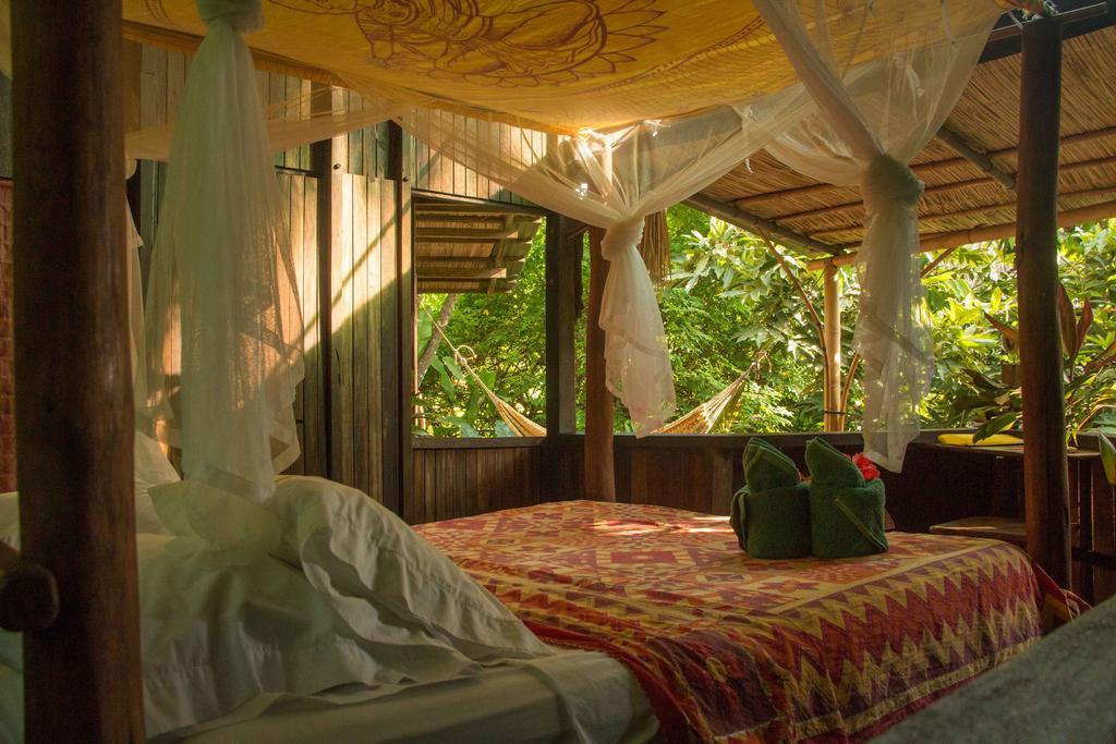 Finca Exotica Eco Lodge Carate Exteriör bild